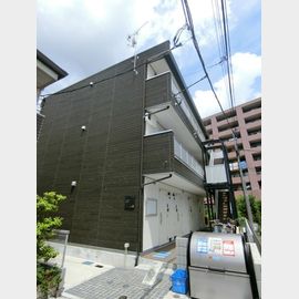 武蔵新城駅より徒歩16分 2階 築9年の賃貸物件
