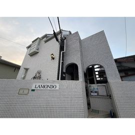 厚木駅より徒歩4分 1階 築40年の賃貸物件
