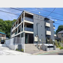 鴨居駅より徒歩19分 1階 築1年の賃貸物件