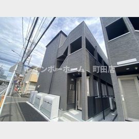 本厚木駅より徒歩10分 1階 築1年の賃貸物件