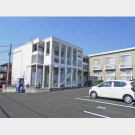 伊勢原駅より徒歩11分 1階 築22年4ヶ月の賃貸物件