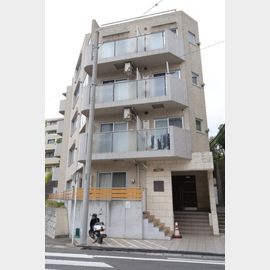 鷺沼駅より徒歩12分 1階 築20年の賃貸物件