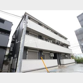 中央林間駅より徒歩14分 築2年2ヶ月 3階建の賃貸物件