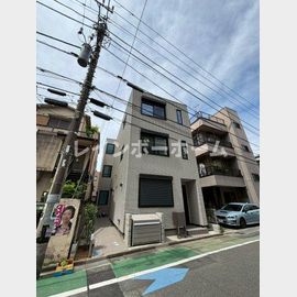 イゾラ・ピナの賃貸物件
