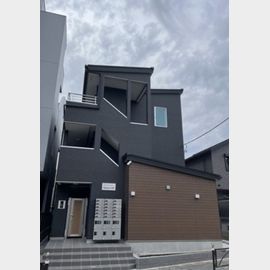 金町駅より徒歩13分 築3年6ヶ月 3階建の賃貸物件