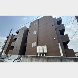 馬橋駅より徒歩10分 新築 3階建の賃貸物件