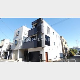 綾瀬駅より徒歩10分 新築 3階建の賃貸物件