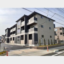 八潮駅よりバス11分 3階 築3年5ヶ月の賃貸物件