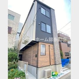 梅島駅より徒歩10分 1階 築3年の賃貸物件