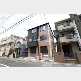 五反野駅より徒歩4分 3階 築4年3ヶ月の賃貸物件
