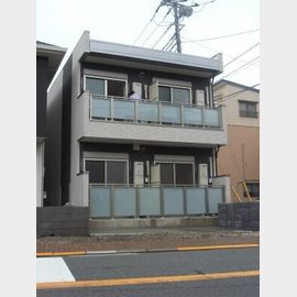 高野駅より徒歩13分 1階 築10年11ヶ月の賃貸物件