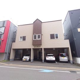 東室蘭駅より徒歩8分 1階 築33年7ヶ月の賃貸物件