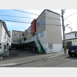 室蘭駅より徒歩9分 2階 築32年の賃貸物件