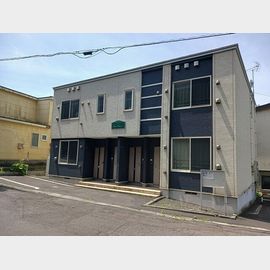 御崎駅より徒歩3分 2階 築13年8ヶ月の賃貸物件