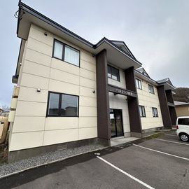 室蘭駅より徒歩40分 1階 築18年10ヶ月の賃貸物件