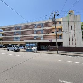 東室蘭駅より徒歩18分 3階 築43年5ヶ月の賃貸物件