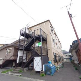 蘭東コーポ 3階 築40年9ヶ月の賃貸物件