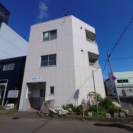 東室蘭駅より徒歩16分 3階 築46年2ヶ月の賃貸物件