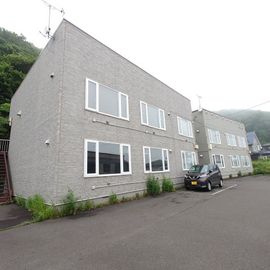 東室蘭駅より徒歩28分 1階 築30年の賃貸物件