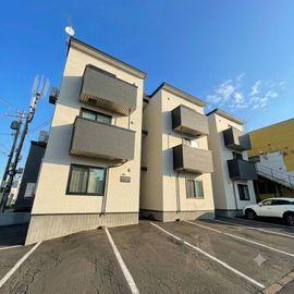 東室蘭駅よりバス6分 3階 築10年11ヶ月の賃貸物件