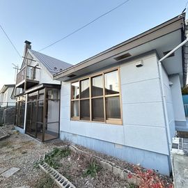 崎守駅より徒歩22分 1階 築51年の賃貸物件