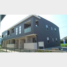 谷山駅よりバス8分 築10年2ヶ月 2階建の賃貸物件