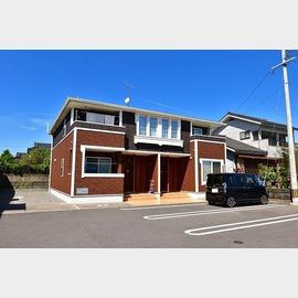 谷山駅よりバス7分 築11年6ヶ月 2階建の賃貸物件