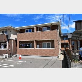 谷山駅よりバス8分 築12年6ヶ月 2階建の賃貸物件