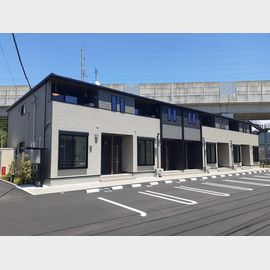 嬉野温泉駅より徒歩39分 築1年6ヶ月 2階建の賃貸物件