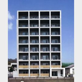 武雄温泉駅より徒歩10分 築7年10ヶ月 8階建の賃貸物件