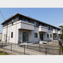 武雄温泉駅より徒歩14分 築8年10ヶ月 2階建の賃貸物件