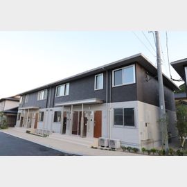 武雄温泉駅より徒歩24分 築6年5ヶ月 2階建の賃貸物件