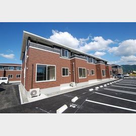 千丁駅より徒歩19分 築6年8ヶ月 2階建の賃貸物件