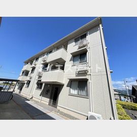 新八代駅よりバス8分 3階 築18年4ヶ月の賃貸物件