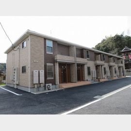 人吉駅よりバス3分 築5年4ヶ月 2階建の賃貸物件