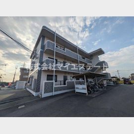 新八代駅より徒歩11分 1階 築26年の賃貸物件