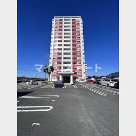 新八代駅より徒歩2分 8階 築17年6ヶ月の賃貸物件