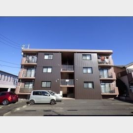 西尾駅よりバス13分 3階 築25年3ヶ月の賃貸物件