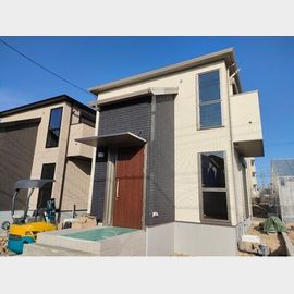 共和駅より徒歩9分 築1年 2階建の賃貸物件