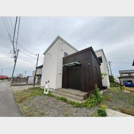 新川町駅より徒歩23分 築17年3ヶ月 2階建の賃貸物件