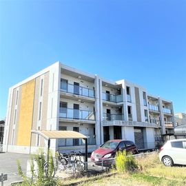 クリスタルステージ 3階 築23年1ヶ月の賃貸物件