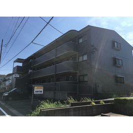 大府駅より徒歩18分 1階 築27年の賃貸物件