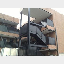 大府駅より徒歩5分 築23年5ヶ月 3階建の賃貸物件