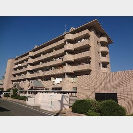 市坪駅より徒歩13分 3階 築37年10ヶ月の賃貸物件