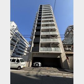 渡辺通駅より徒歩12分 築4年2ヶ月 13階建の賃貸物件