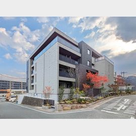 大橋駅より徒歩6分 築1年3ヶ月 4階建の賃貸物件