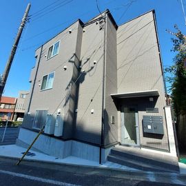 グリセリン・クイーン 3階 築4年1ヶ月の賃貸物件