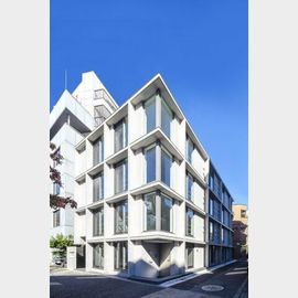 ＡＳＴＩＬＥＭＥＧＵＲＯ 2階 築3年6ヶ月の賃貸物件