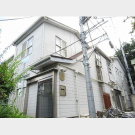 中目黒駅より徒歩8分 築33年1ヶ月 2階建の賃貸物件