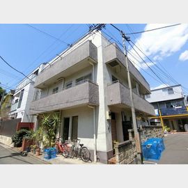 代々木八幡駅より徒歩4分 2階 築37年2ヶ月の賃貸物件